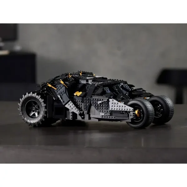 lego-dc-batman-batmobile-tumbler-76240-sumtek