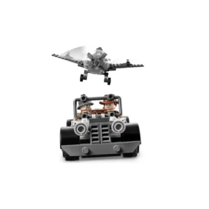 lego-indiana-jones-perseguicao-de-aviao-de-combate-77012-sumtek